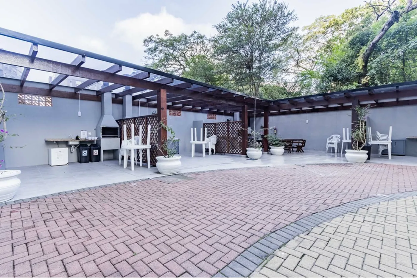 CDCV 1888 Apto 612481009-27 - REMAX Andar de Cima Exclusividades