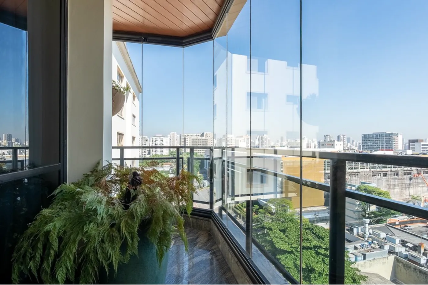IDJ 1369 Apto 601971075-10 - REMAX Empire Exclusividades IDJ 1369 Apto 601971075-10 - REMAX Empire Exclusividades