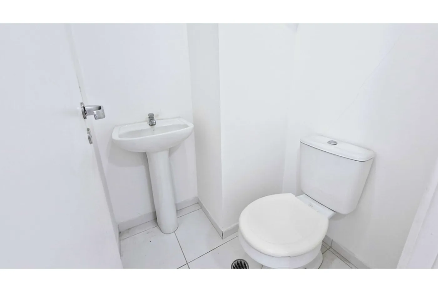 BFMDSV 405 Sala 602301001-7 - Remax Trinity Exclusividades BFMDSV 405 Sala 602301001-7 - Remax Trinity Exclusividades