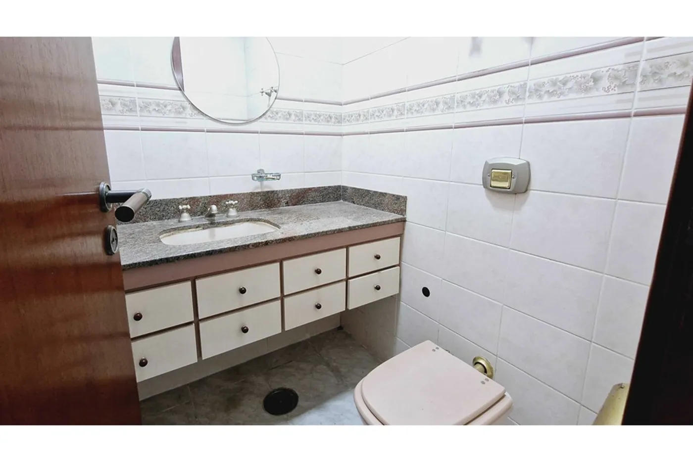 BVJEDL 268 Apto 602301001-6 - Remax Trinity Exclusividades BVJEDL 268 Apto 602301001-6 - Remax Trinity Exclusividades