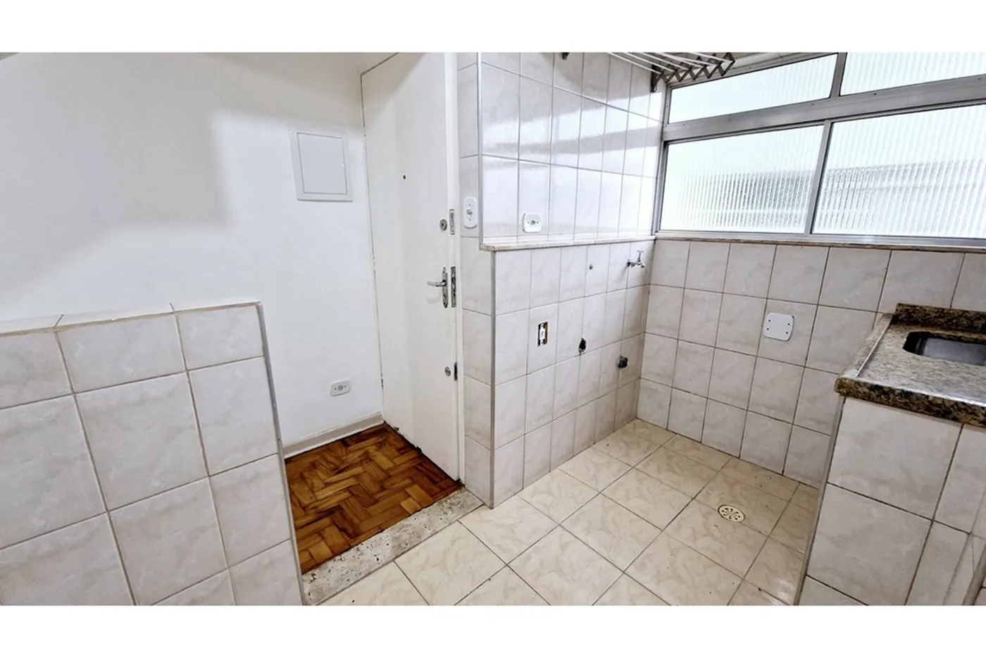 BVSA 380 Apto 602301001-78 - Remax Trinity Exclusividades BVSA 380 Apto 602301001-78 - Remax Trinity Exclusividades