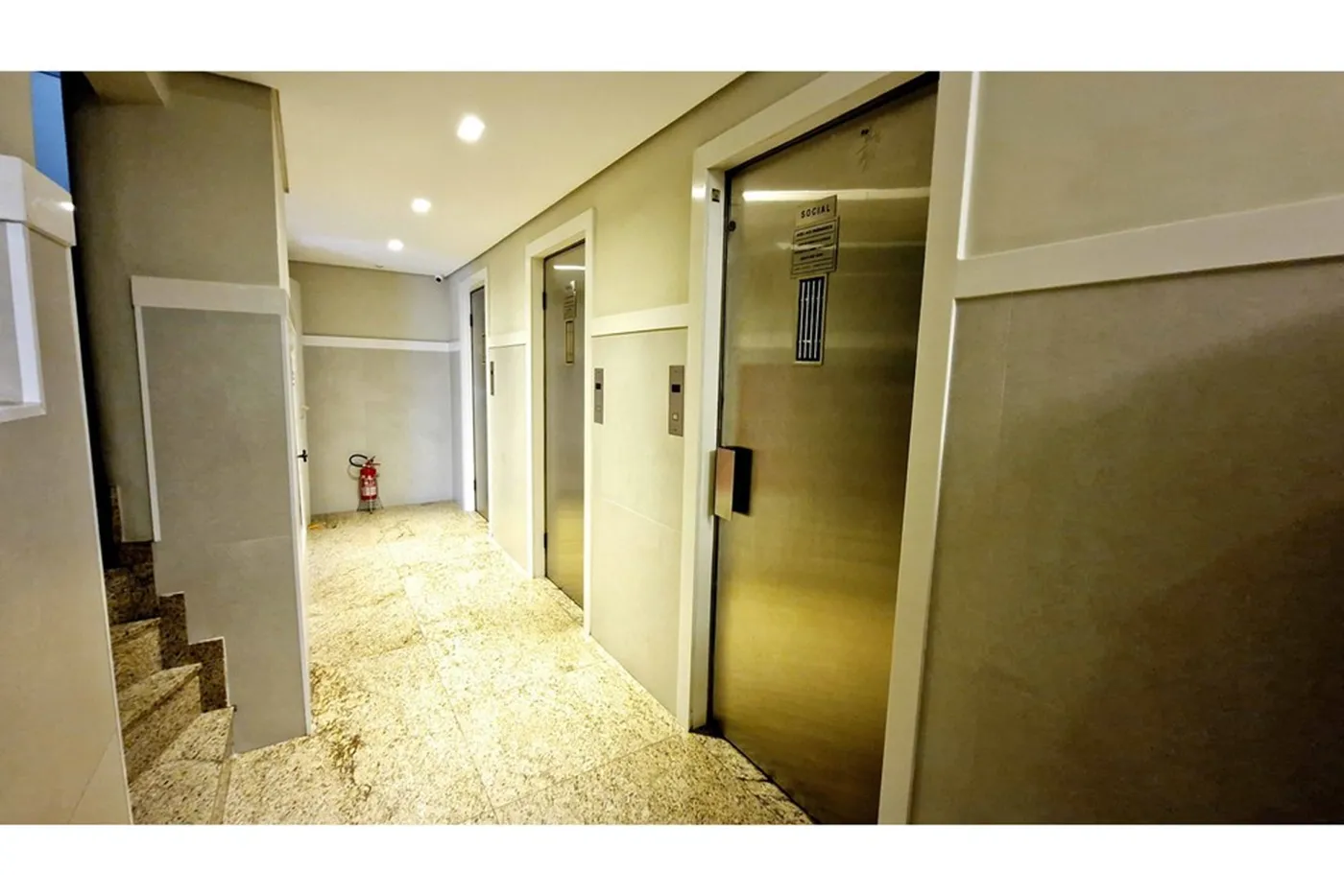 BVSA 380 Apto 602301001-78 - Remax Trinity Exclusividades BVSA 380 Apto 602301001-78 - Remax Trinity Exclusividades