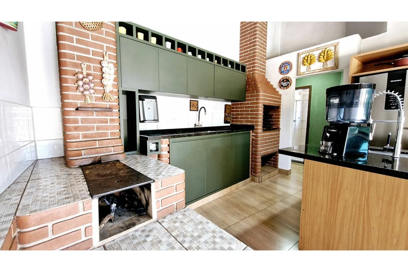 VMAHDM 655 602301007-4 - Remax Trinity Exclusividades VMAHDM 655 602301007-4 - Remax Trinity Exclusividades