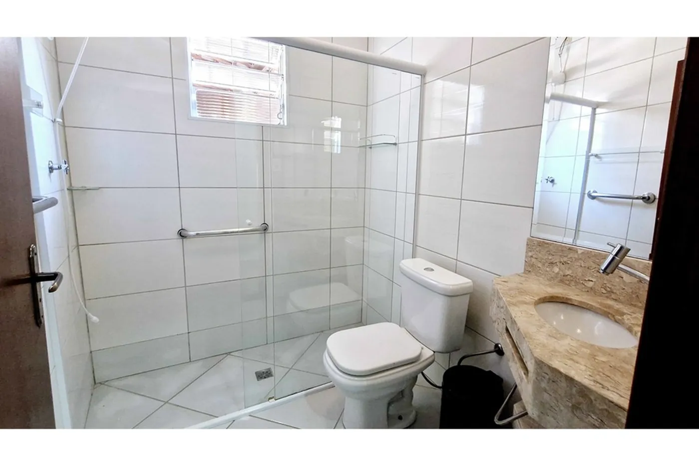 VMAHDM 655 602301007-4 - Remax Trinity Exclusividades VMAHDM 655 602301007-4 - Remax Trinity Exclusividades