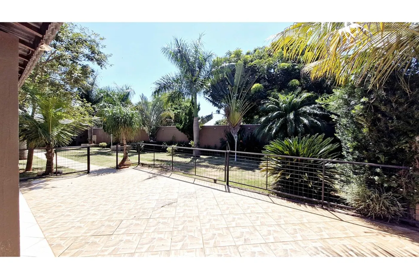 VMAHDM 655 602301007-4 - Remax Trinity Exclusividades VMAHDM 655 602301007-4 - Remax Trinity Exclusividades
