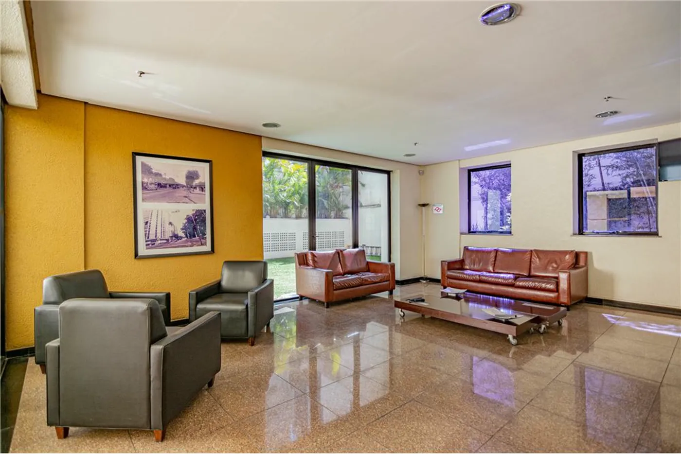 CA 1968 Sala 601081006-119 - REMAX Lepex Exclusividades
