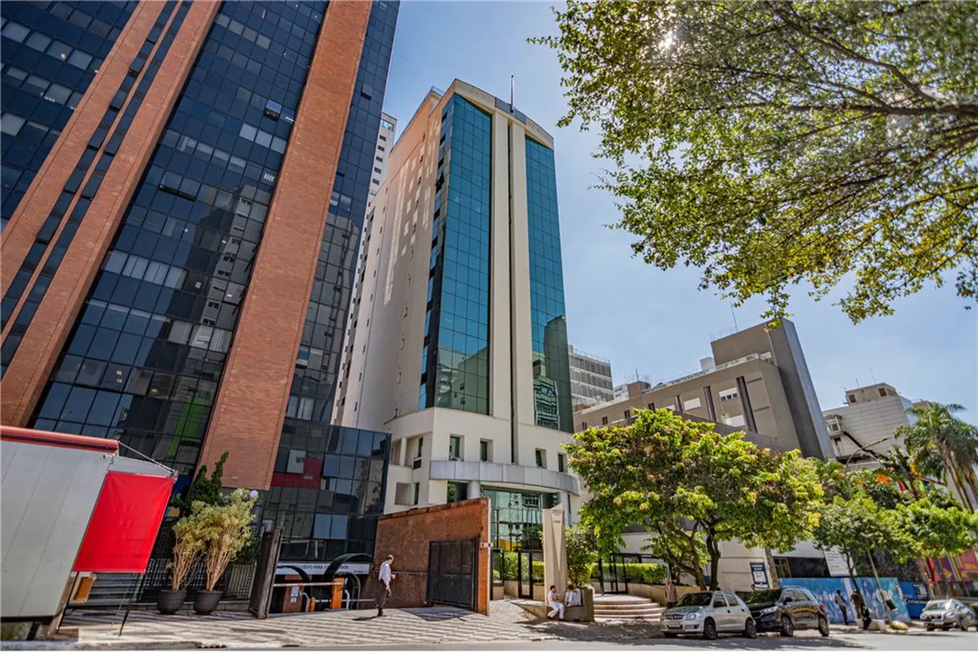 CA 1968 Sala 601081006-119 - REMAX Lepex Exclusividades