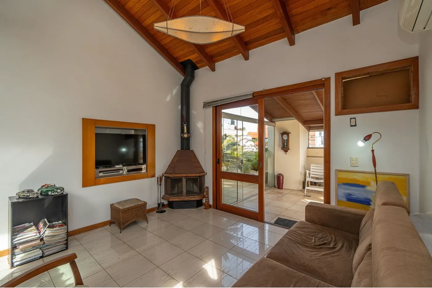 PS 326 Apto 612481060-12 - REMAX Andar de Cima Exclusividades