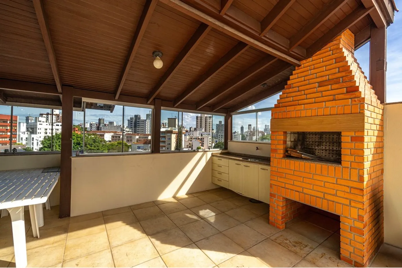 PS 326 Apto 612481060-12 - REMAX Andar de Cima Exclusividades