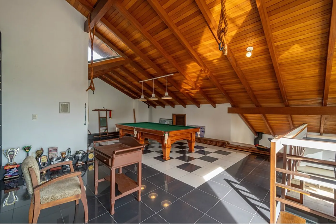 PS 326 Apto 612481060-12 - REMAX Andar de Cima Exclusividades