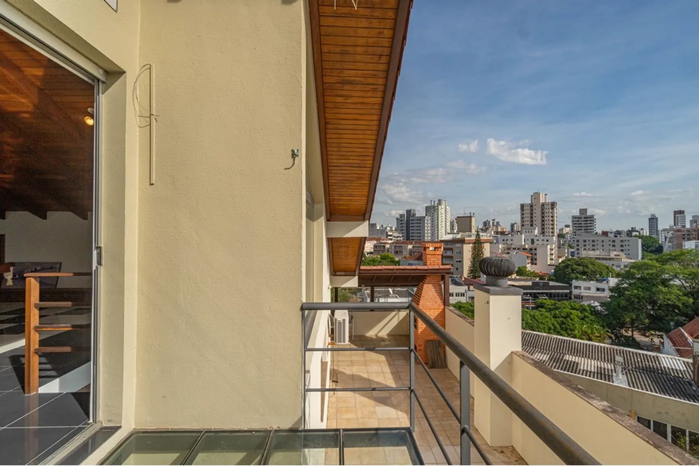PS 326 Apto 612481060-12 - REMAX Andar de Cima Exclusividades
