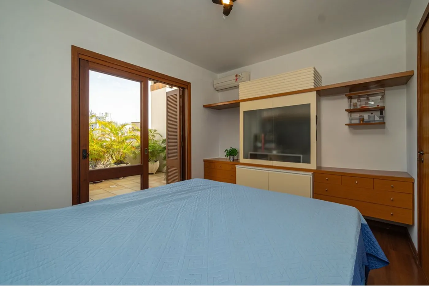PS 326 Apto 612481060-12 - REMAX Andar de Cima Exclusividades
