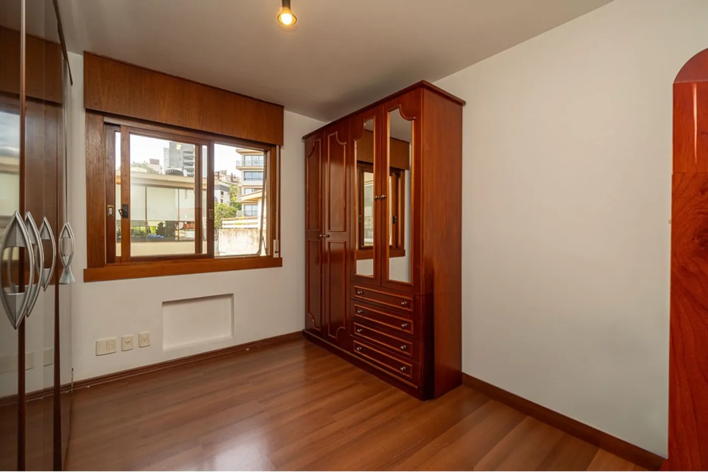 PS 326 Apto 612481060-12 - REMAX Andar de Cima Exclusividades