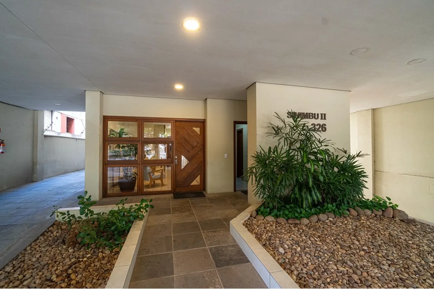 PS 326 Apto 612481060-12 - REMAX Andar de Cima Exclusividades