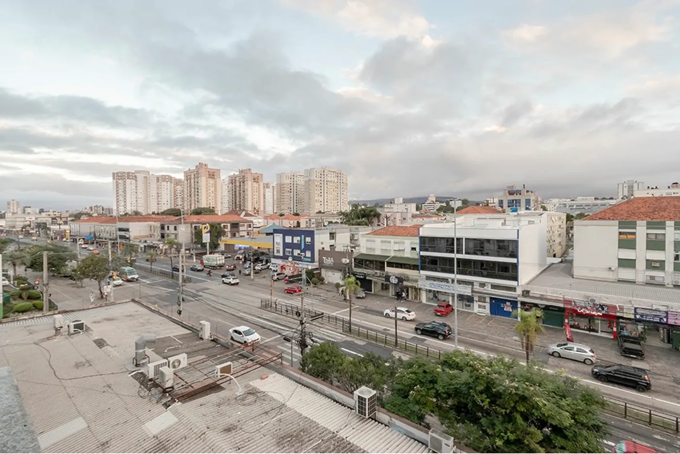 JLB 22 Apto 612481082-47 - REMAX Andar de Cima Exclusividades