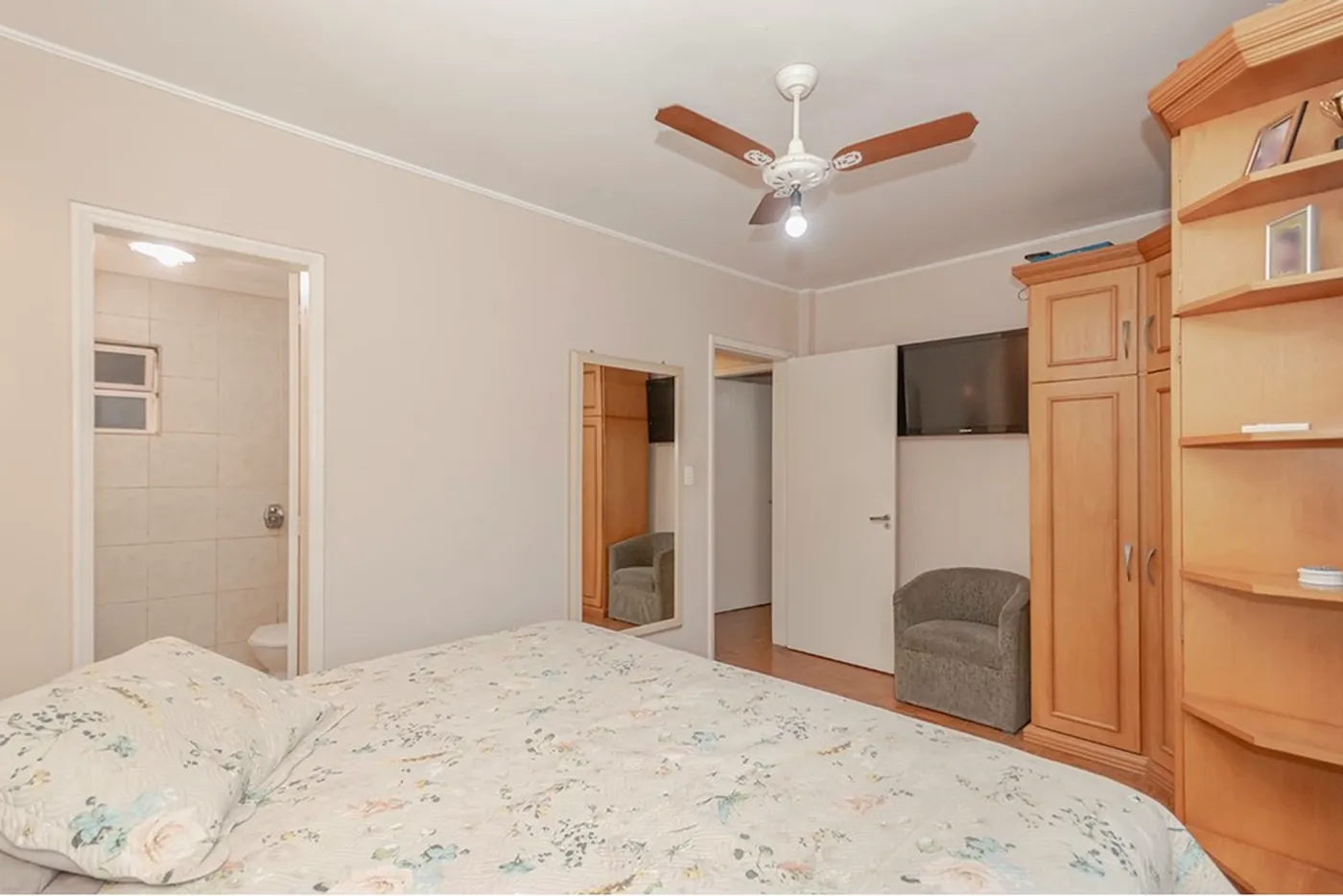 JLB 22 Apto 612481082-47 - REMAX Andar de Cima Exclusividades