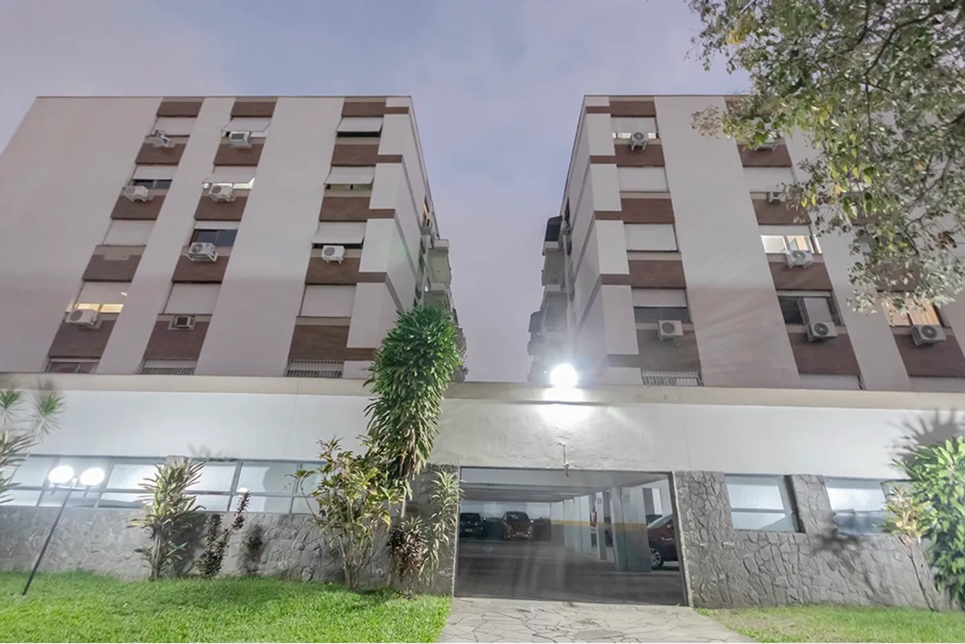 JLB 22 Apto 612481082-47 - REMAX Andar de Cima Exclusividades