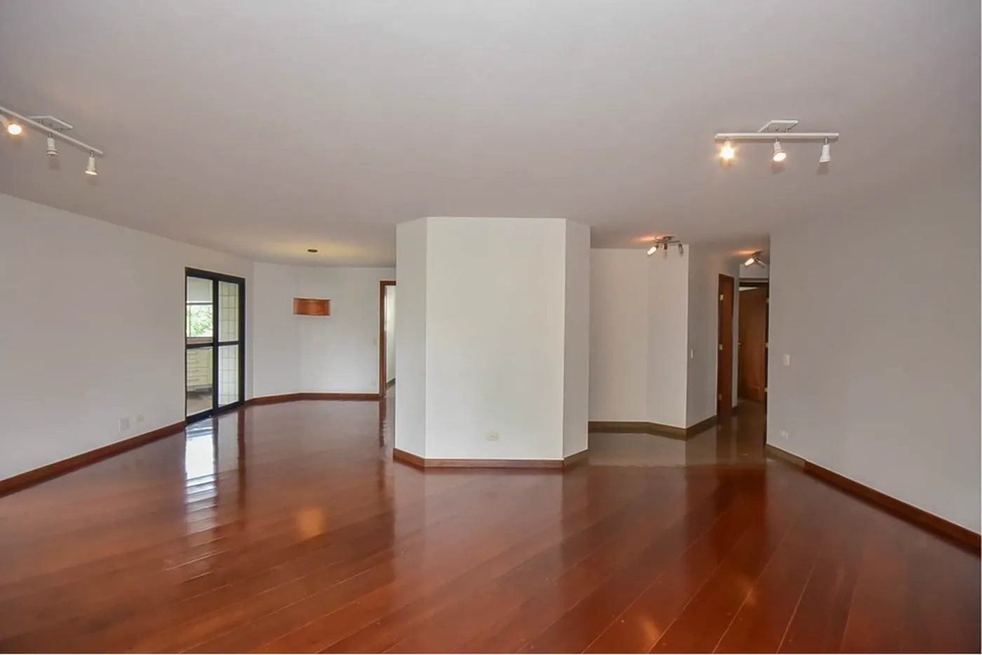 VADGDV 2080 Apto 601081068-12 - REMAX Lepex Exclusividades