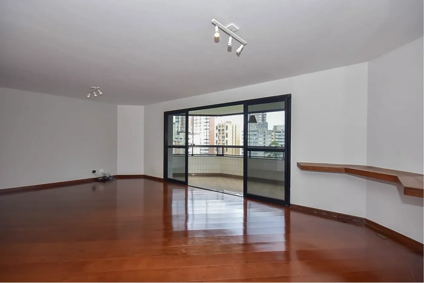 VADGDV 2080 Apto 601081068-12 - REMAX Lepex Exclusividades