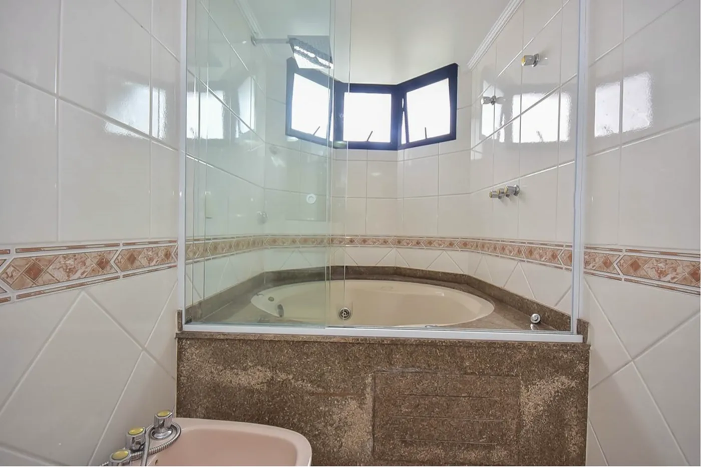VADGDV 2080 Apto 601081068-12 - REMAX Lepex Exclusividades