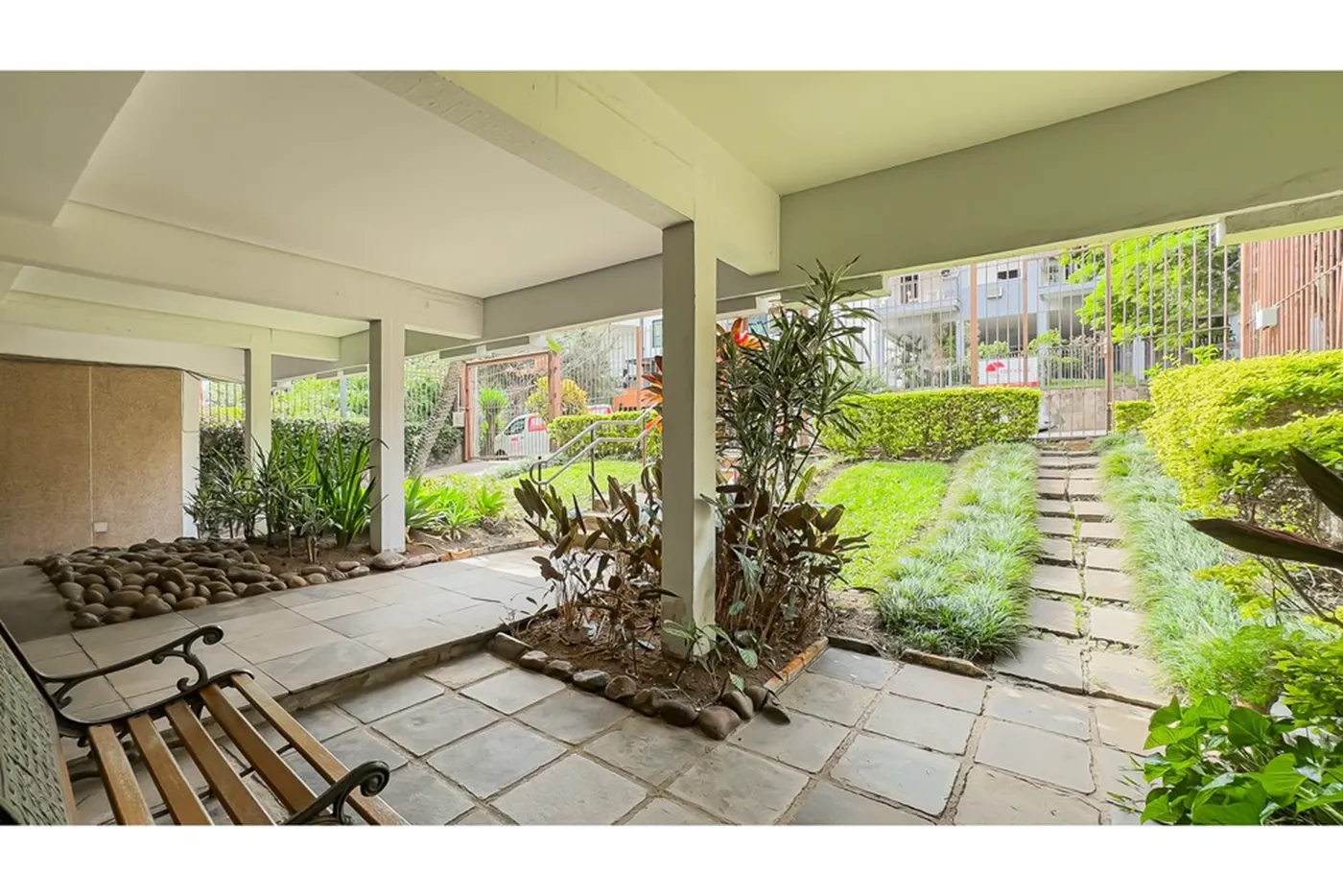 PAT 174 Apto 612521014-72 - REMAX Place Exclusividades PAT 174 Apto 612521014-72 - REMAX Place Exclusividades