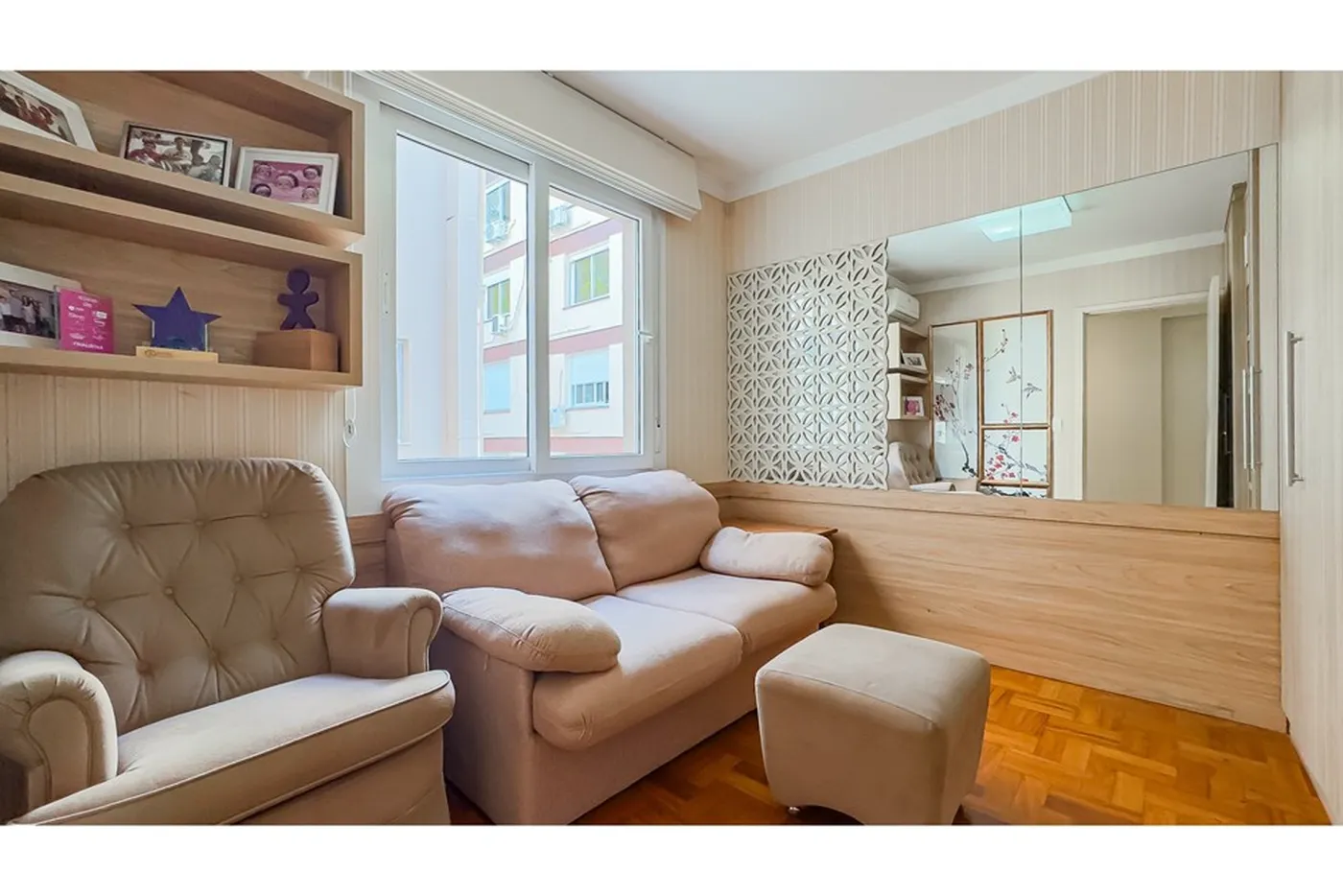 PAT 174 Apto 612521014-72 - REMAX Place Exclusividades PAT 174 Apto 612521014-72 - REMAX Place Exclusividades