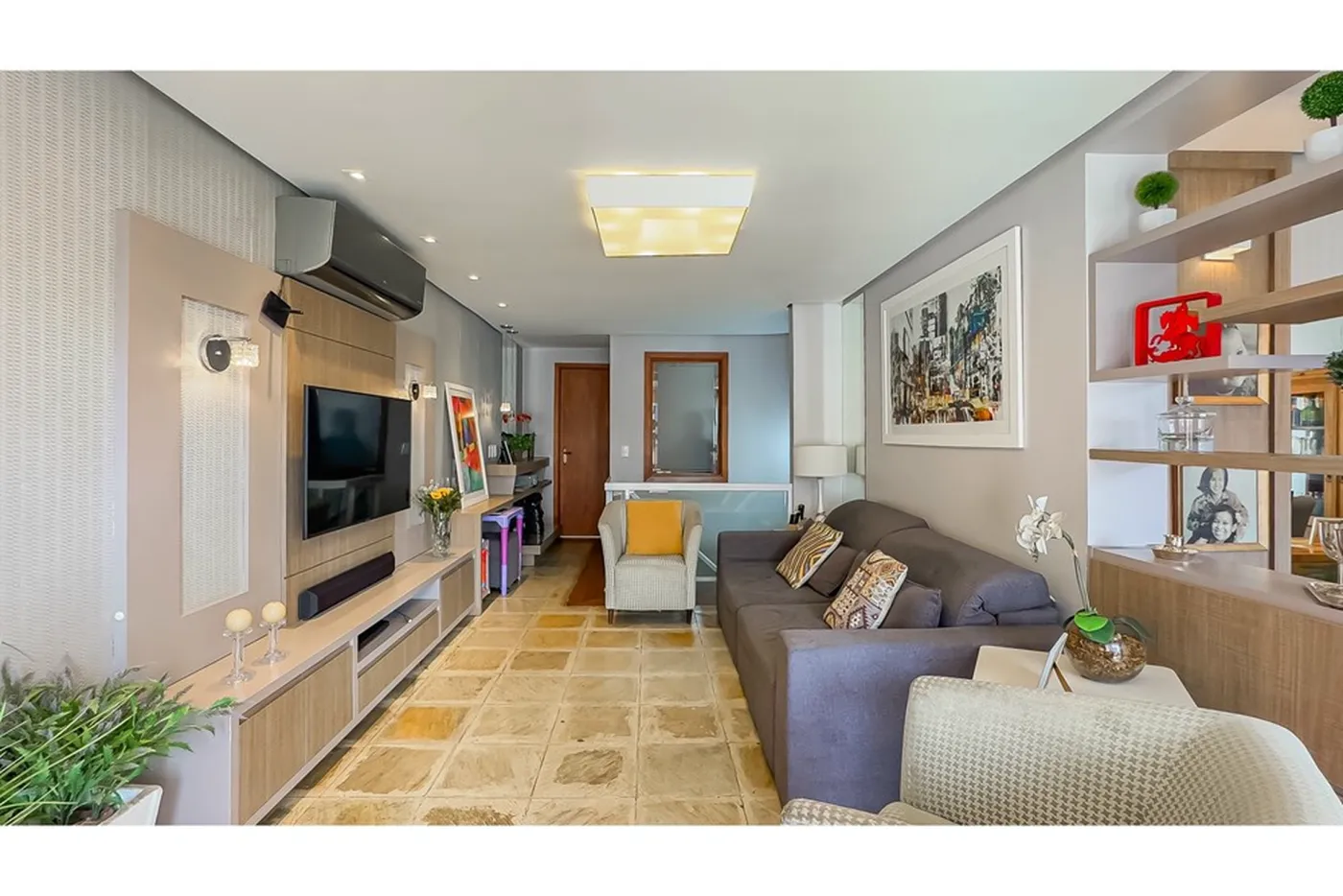 PAT 174 Apto 612521014-72 - REMAX Place Exclusividades PAT 174 Apto 612521014-72 - REMAX Place Exclusividades