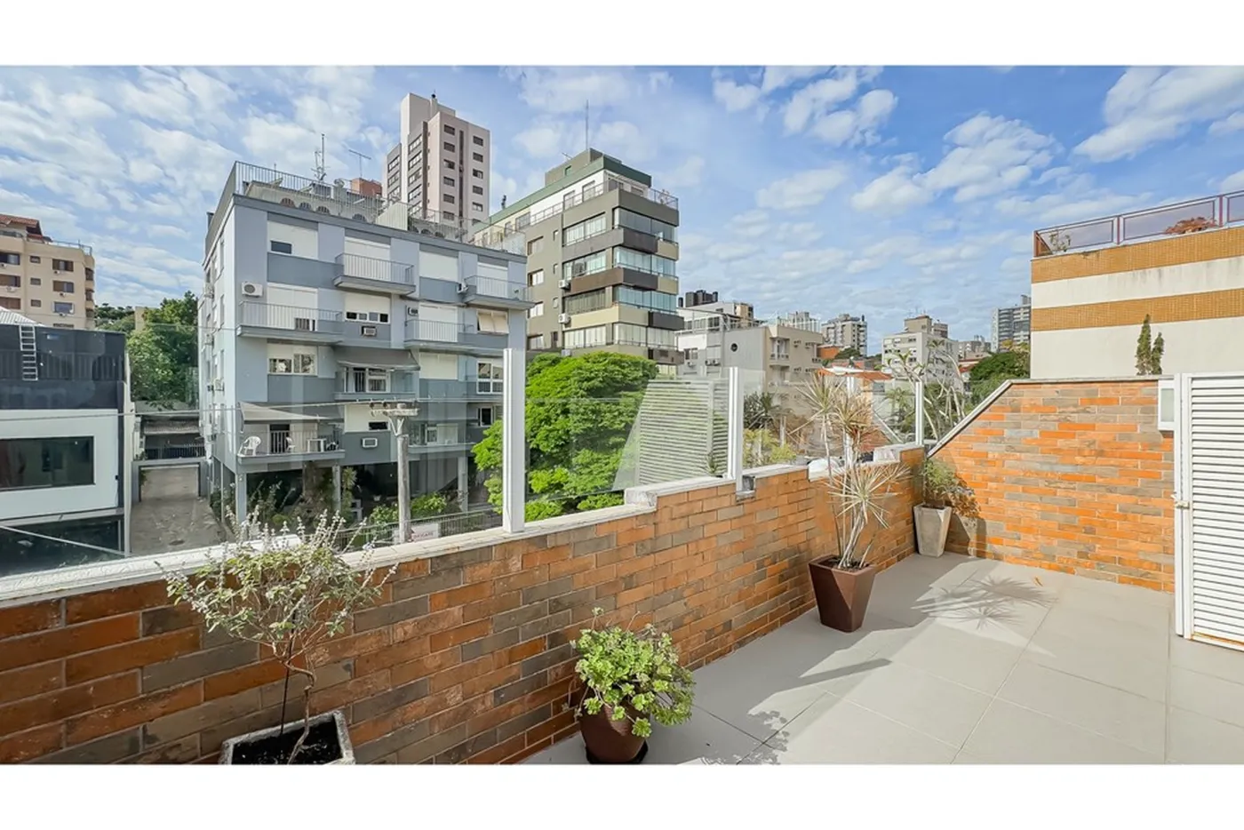 PAT 174 Apto 612521014-72 - REMAX Place Exclusividades PAT 174 Apto 612521014-72 - REMAX Place Exclusividades