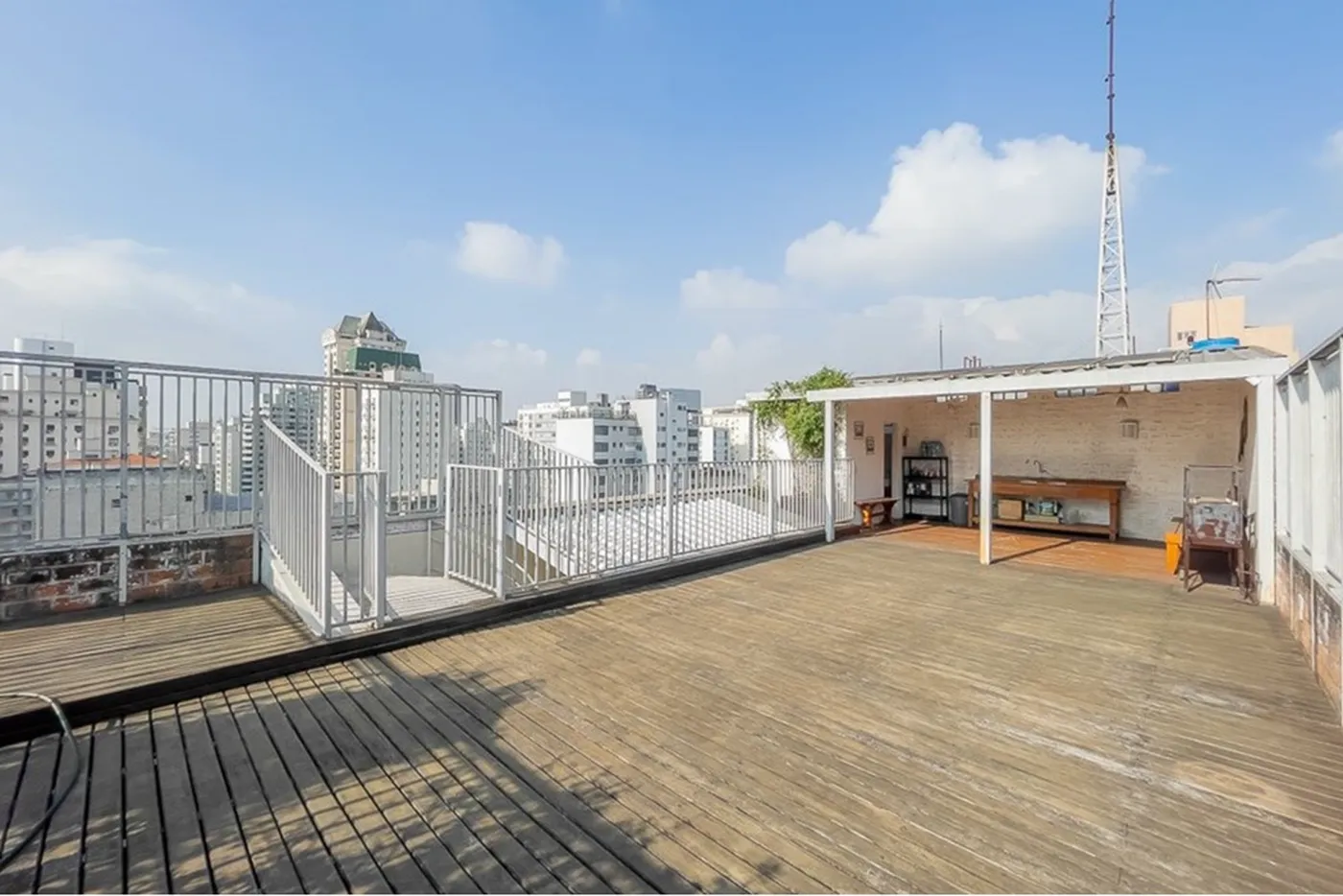 HM 568 Apto 601081062-50 - REMAX Lepex Exclusividades