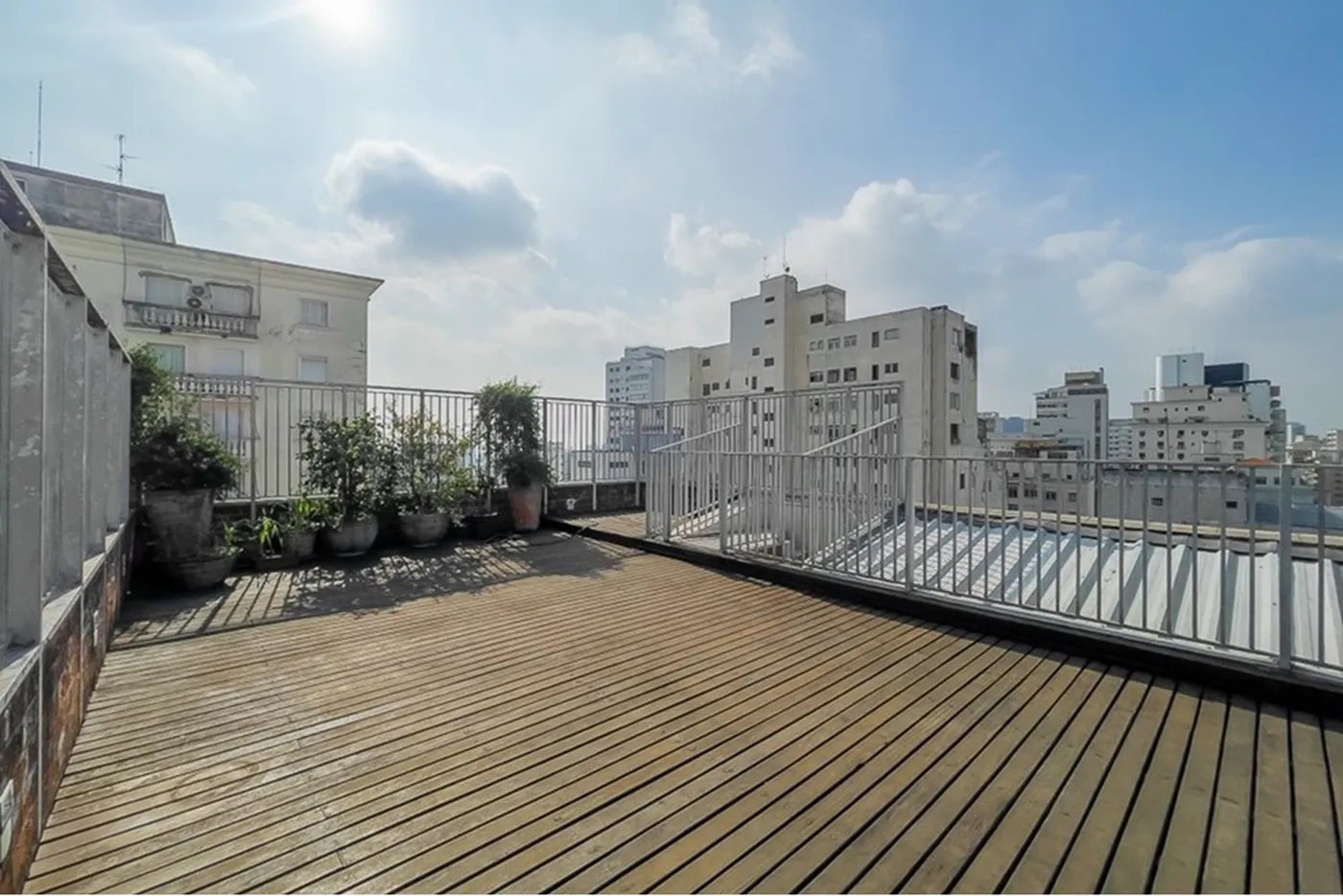 HM 568 Apto 601081062-50 - REMAX Lepex Exclusividades