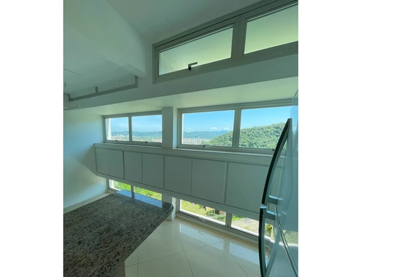BGGG 528 Apto 601081089-4 - REMAX Lepex Exclusividades