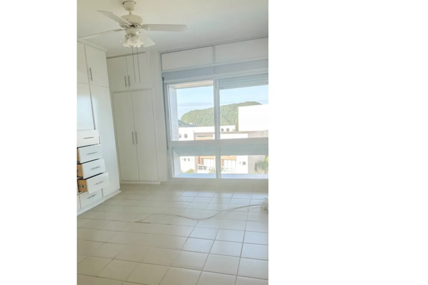 BGGG 528 Apto 601081089-4 - REMAX Lepex Exclusividades