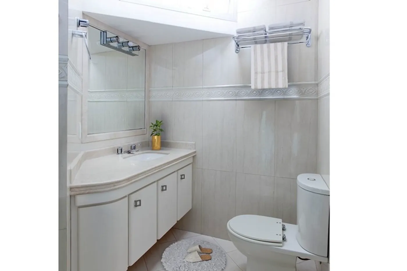BGGG 528 Apto 601081089-4 - REMAX Lepex Exclusividades