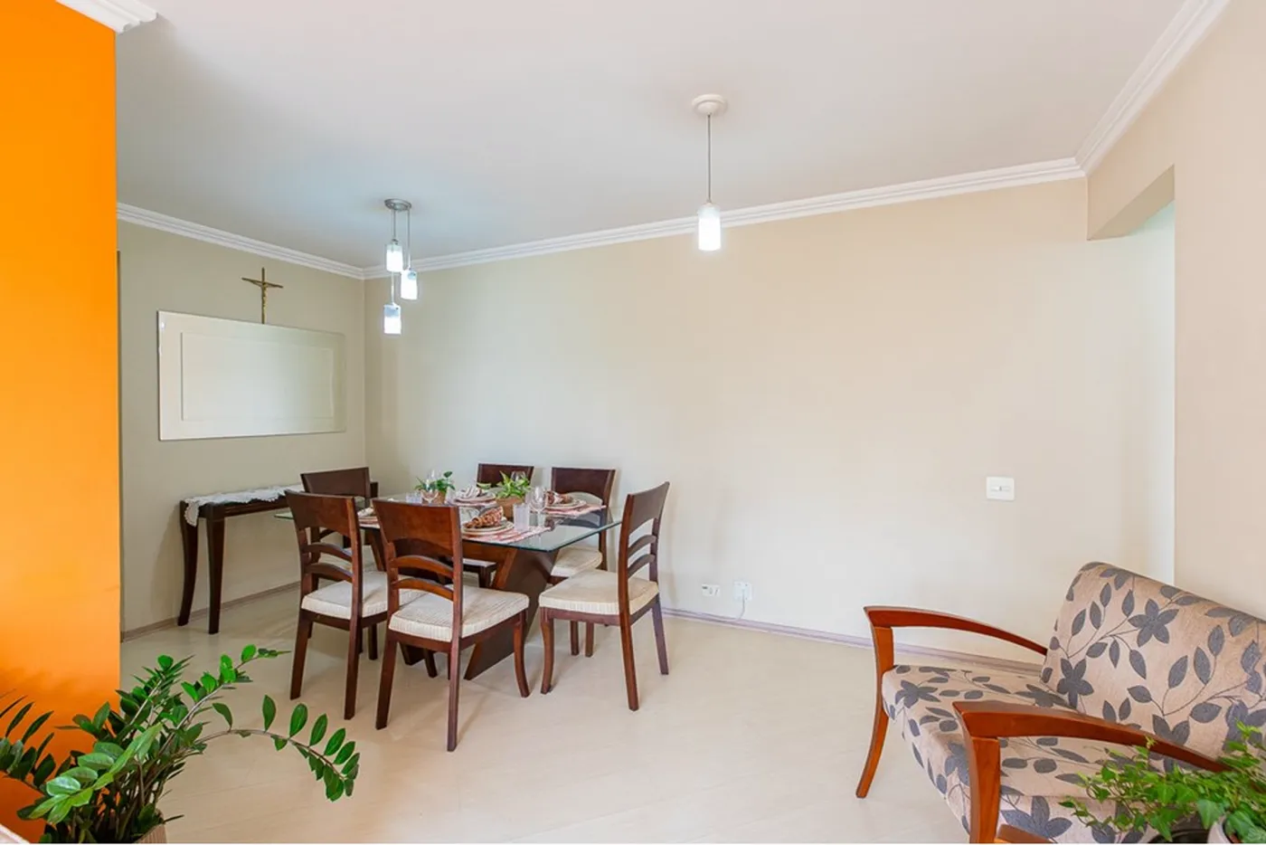 CBBDT 1528 Apto 601241055-4 - REMAX Ville Exclusividades
