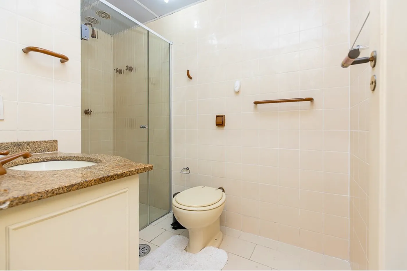 CBBDT 1528 Apto 601241055-4 - REMAX Ville Exclusividades