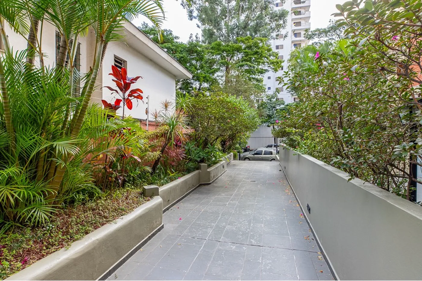 CBBDT 1528 Apto 601241055-4 - REMAX Ville Exclusividades