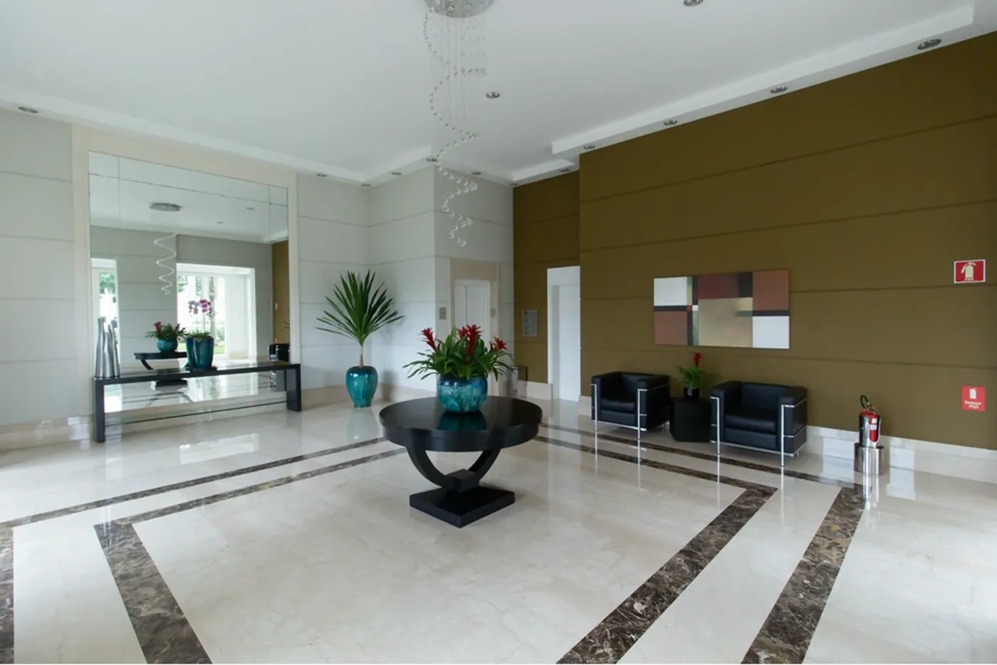VAI 40 Apto 601971072-33 - REMAX Empire Exclusividades VAI 40 Apto 601971072-33 - REMAX Empire Exclusividades