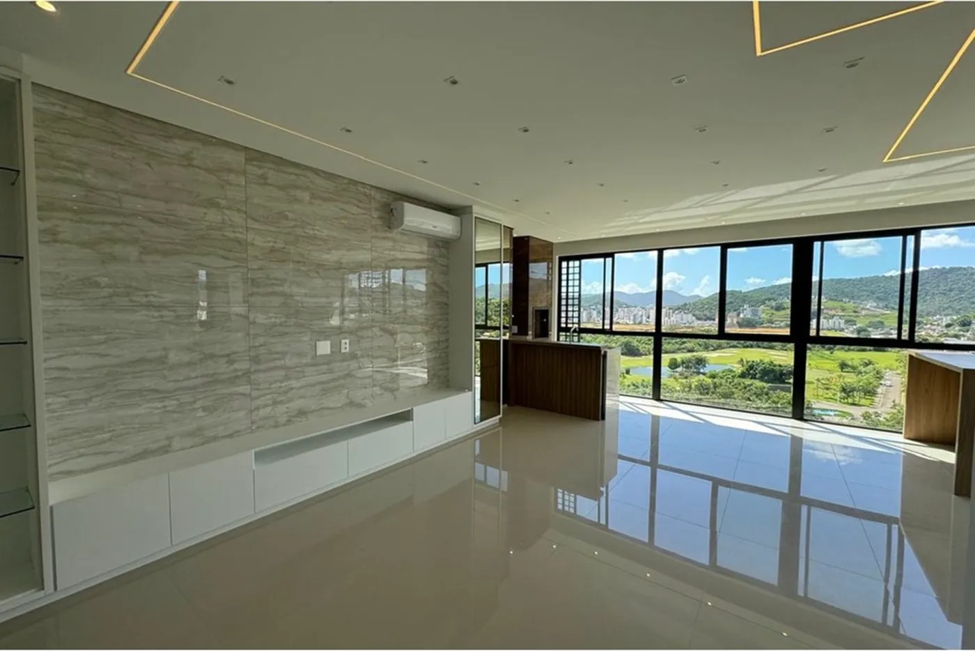 CRJM 115 Apto 590231101-26 - REMAX Dream On Exclusividades CRJM 115 Apto 590231101-26 - REMAX Dream On Exclusividades