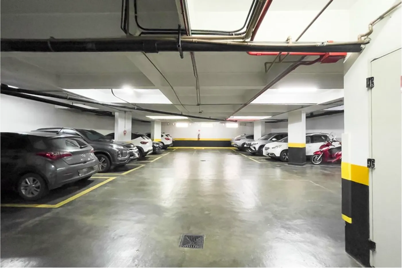 SCGJ 770 Sala 601081062-55 - REMAX Lepex Exclusividades