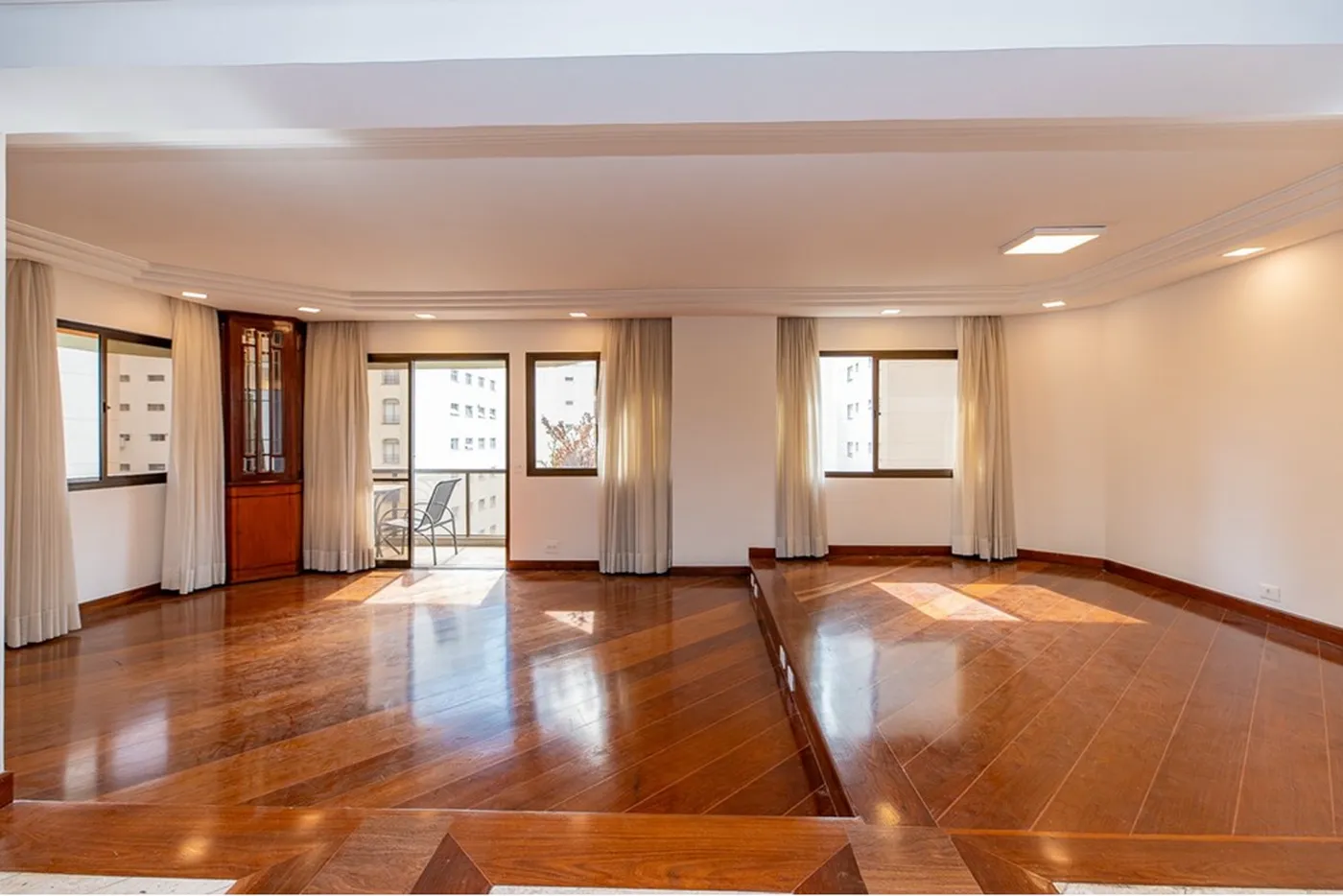 JPC 83 Apto 601241023-72 - REMAX Ville Exclusividades