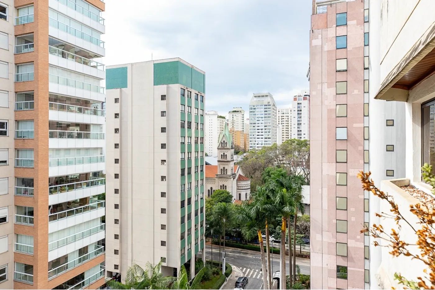 JPC 83 Apto 601241023-72 - REMAX Ville Exclusividades