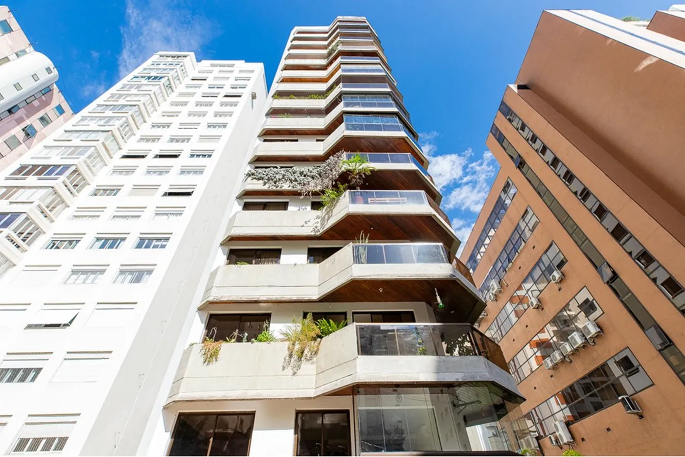 JPC 83 Apto 601241023-72 - REMAX Ville Exclusividades