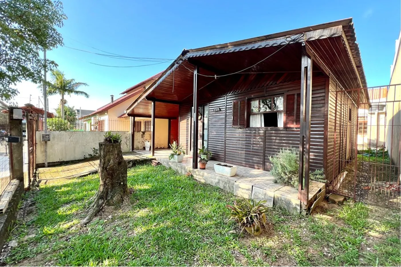 SJRP 159 Casa 610241001-122 - REMAX 520 Exclusividades SJRP 159 Casa 610241001-122 - REMAX 520 Exclusividades