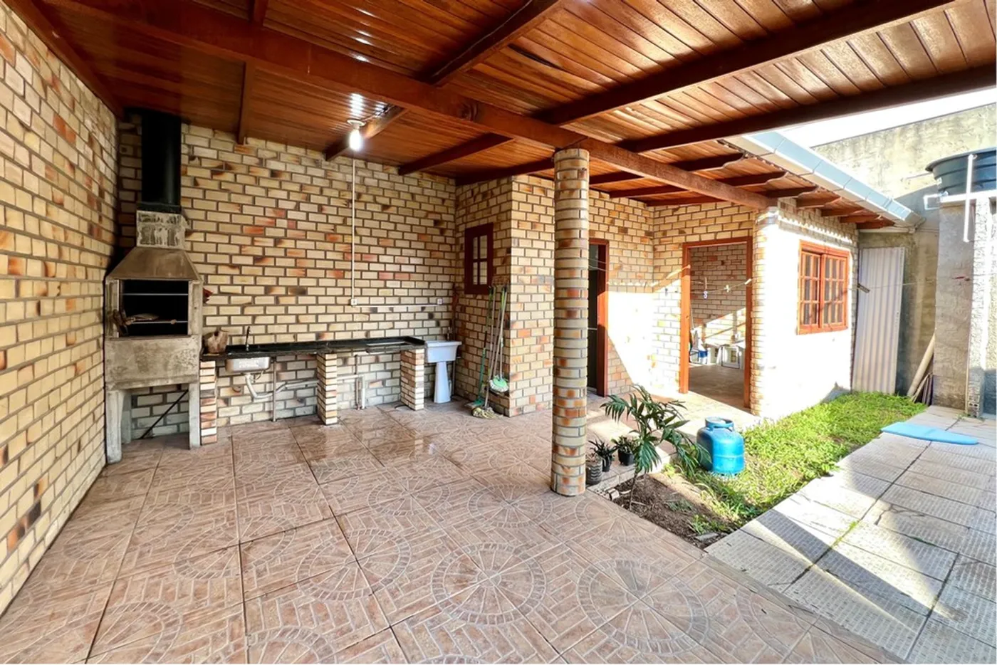 SJRP 159 Casa 610241001-122 - REMAX 520 Exclusividades SJRP 159 Casa 610241001-122 - REMAX 520 Exclusividades