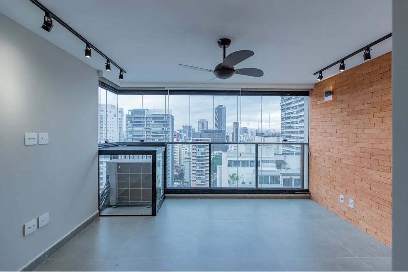 PCV 216 Apto 601241007-68 - REMAX Ville Exclusividades
