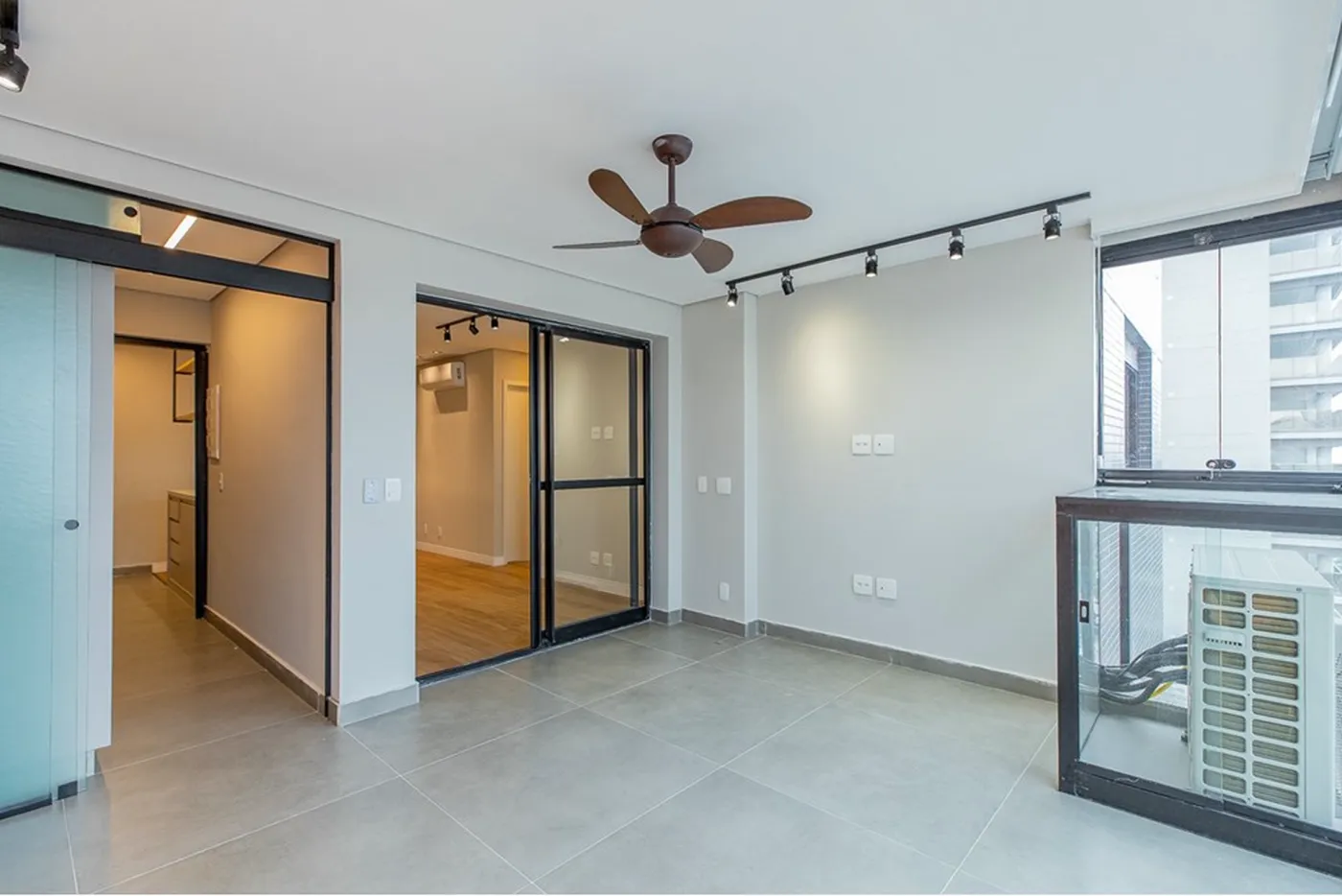 PCV 216 Apto 601241007-68 - REMAX Ville Exclusividades