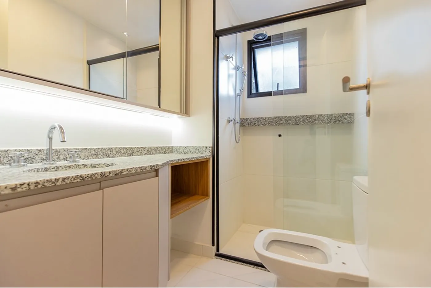 PCV 216 Apto 601241007-68 - REMAX Ville Exclusividades