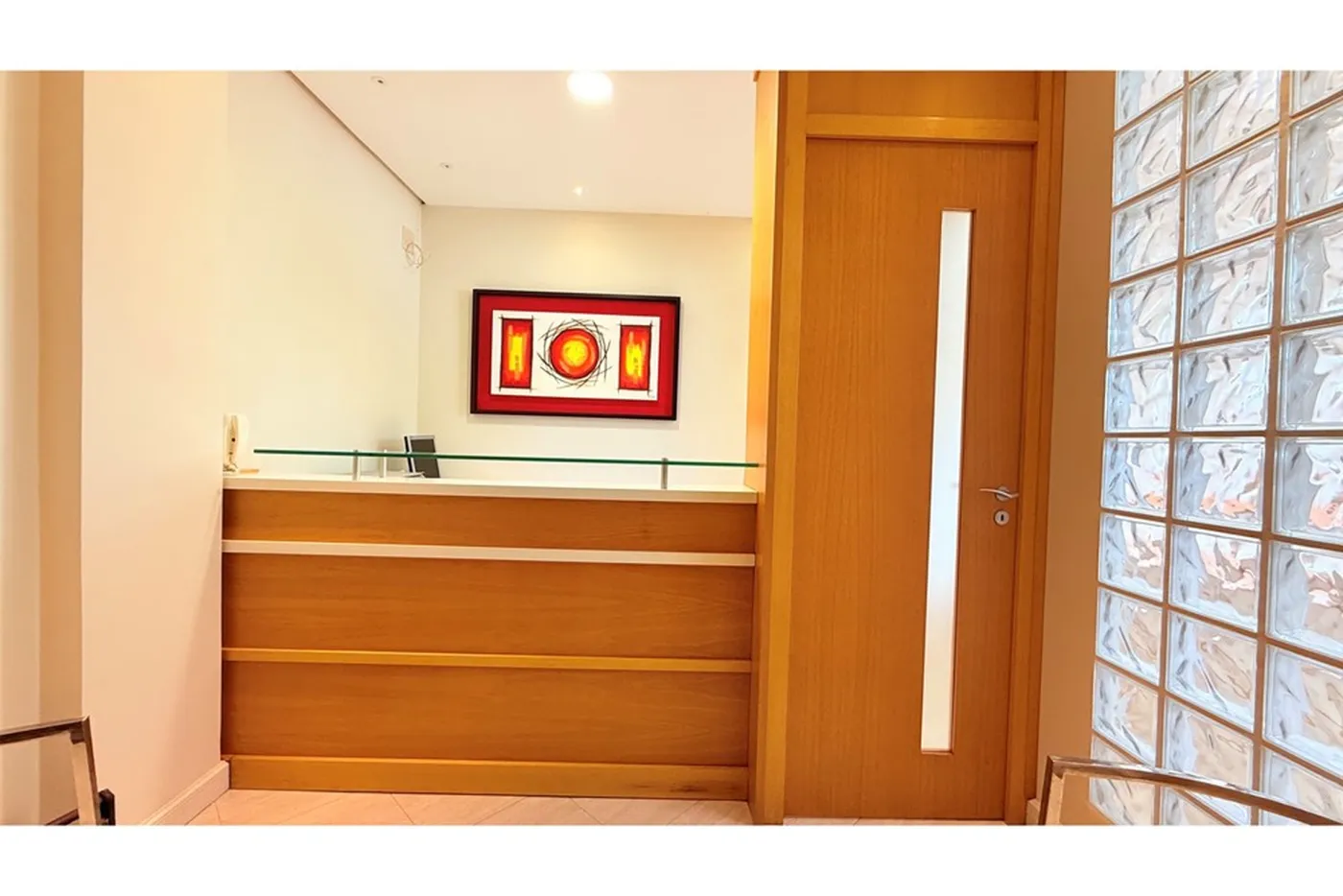 FGN 71 Sala 612481004-79 - REMAX Andar de Cima Exclusividades
