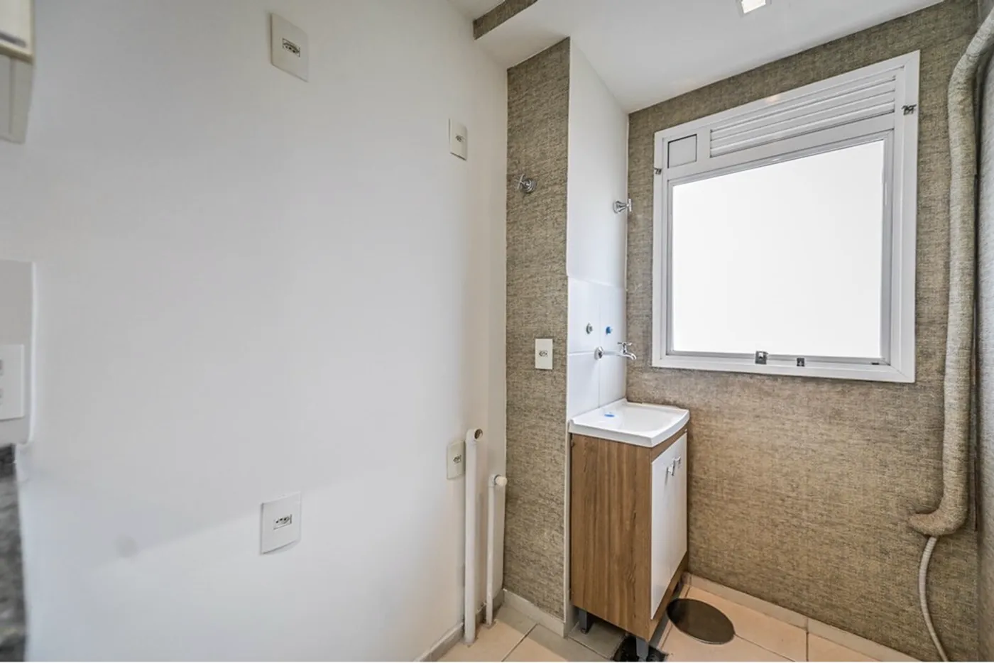 CT 397 Apto 612481068-165 - REMAX Andar de Cima Exclusividades