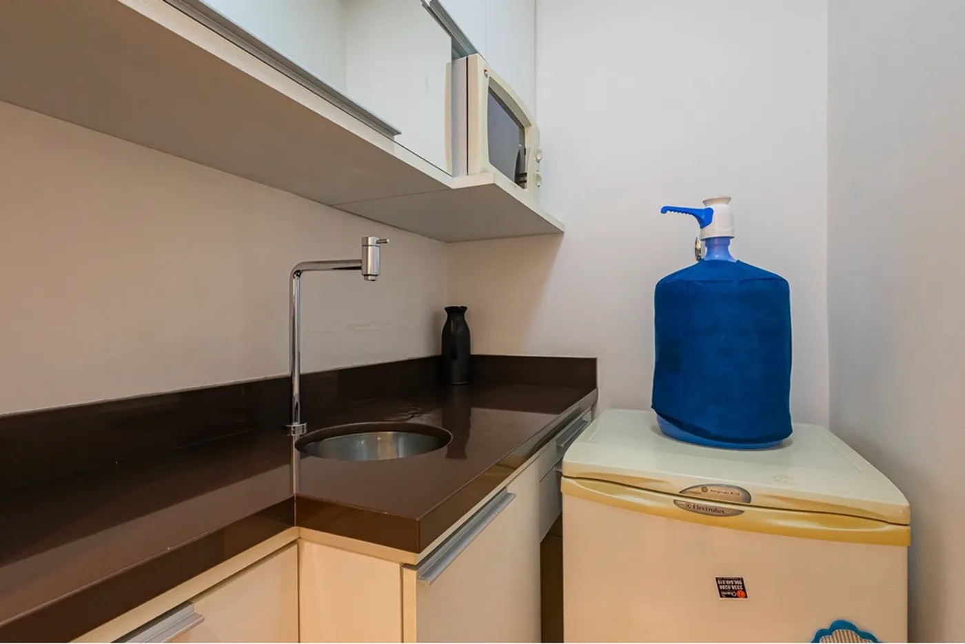 CDPTM 22 Sala 612481076-17 - REMAX Andar de Cima Exclusividades